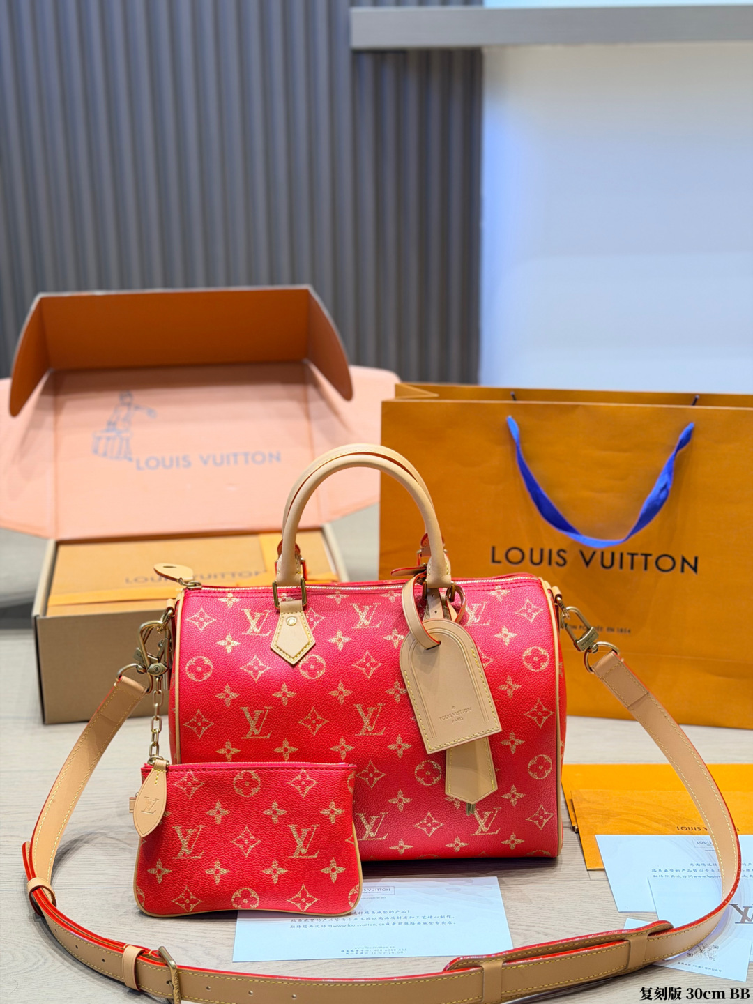 Louis Vuitton LV Speedy Handbag Cowhide Leather